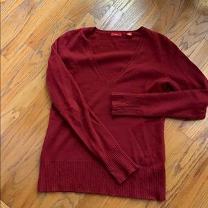 100% Cashmere Red Vneck Sweater